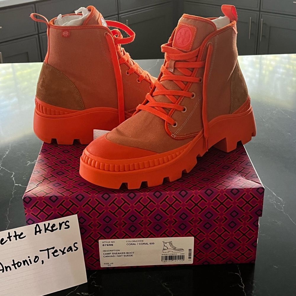 Tory Burch Boots size 11 Women